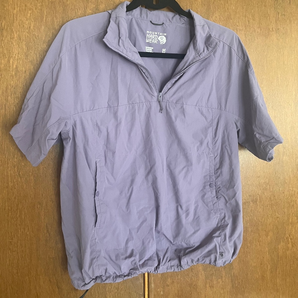 Mountain hardware outdoors/athletic top